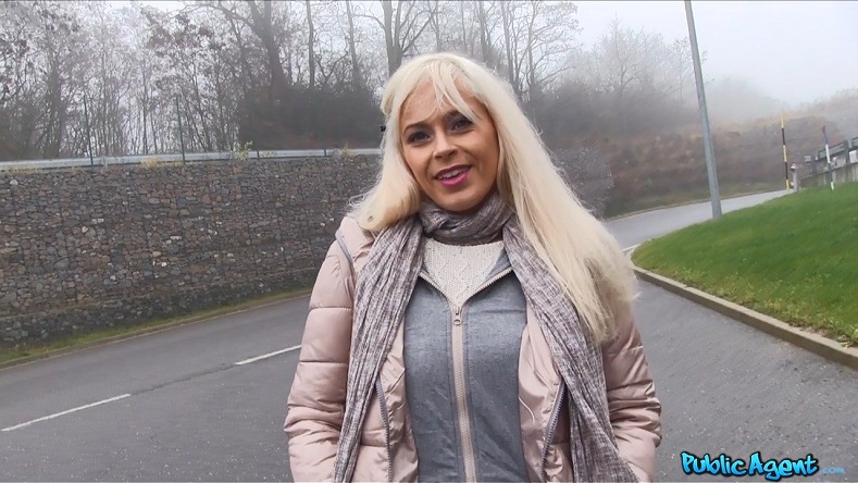 PublicAgent – Vacationing Italian Fucked by Local