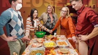 FreeuseMILF Natalie Brooks Crystal Clark MILF Is on the Menu Pornmz